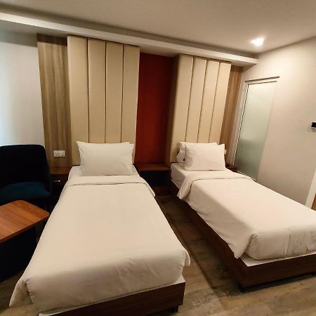 Iva By Skr A Petrichor Hotel บังกาลอร์ ภายนอก รูปภาพ