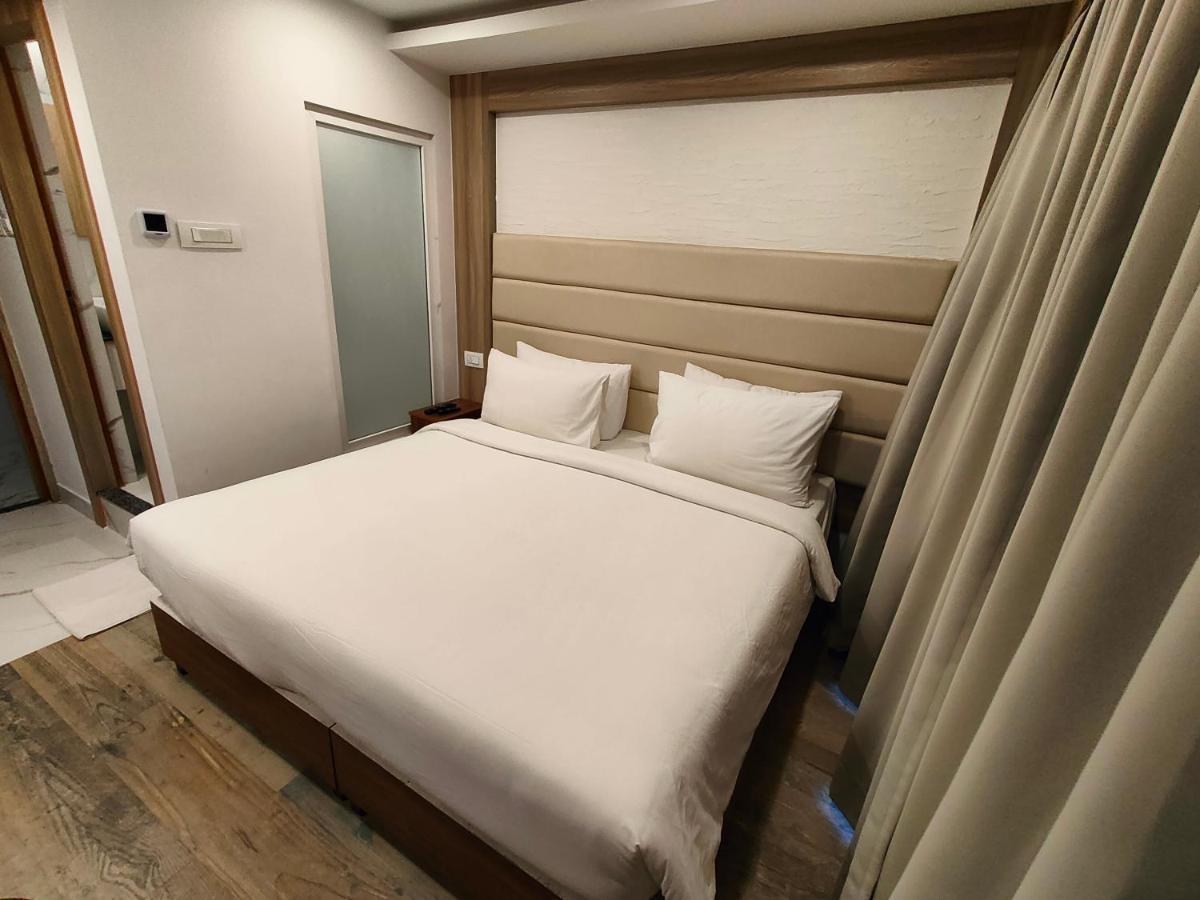 Iva By Skr A Petrichor Hotel บังกาลอร์ ภายนอก รูปภาพ